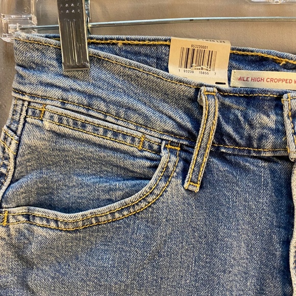 Levi's Mile High Cropped Wide Leg Jeans, blue - Women's size W26 L25 - Picture 5 of 9